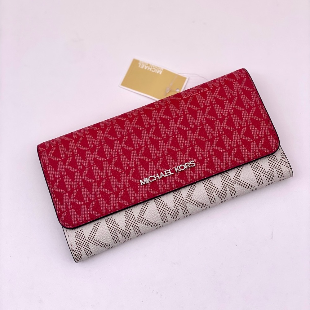 MICHAEL KORS Jet Set Travel Signature
Logo Tri-Fold Wallet DARK RASPBERRY MULTI - Picture 9 of 16